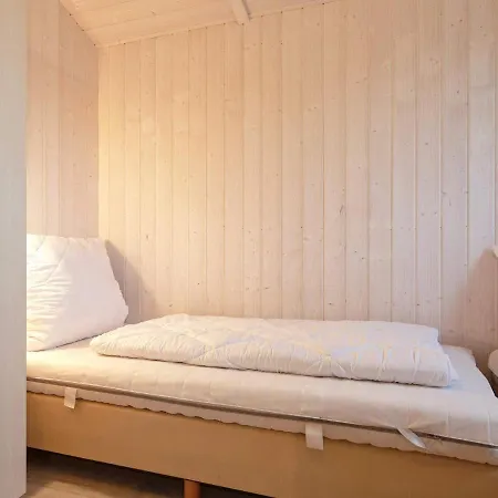 6 Person In Grömitz