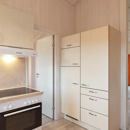 Three-bedroom In 18